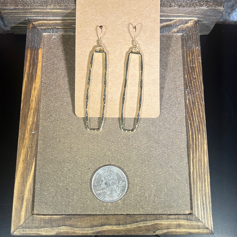 Hammered gold rectangle earrings